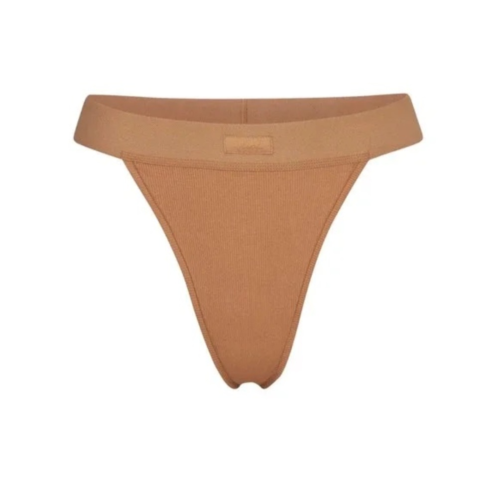NWT SKIMS Cotton Rib Thong In Camel
